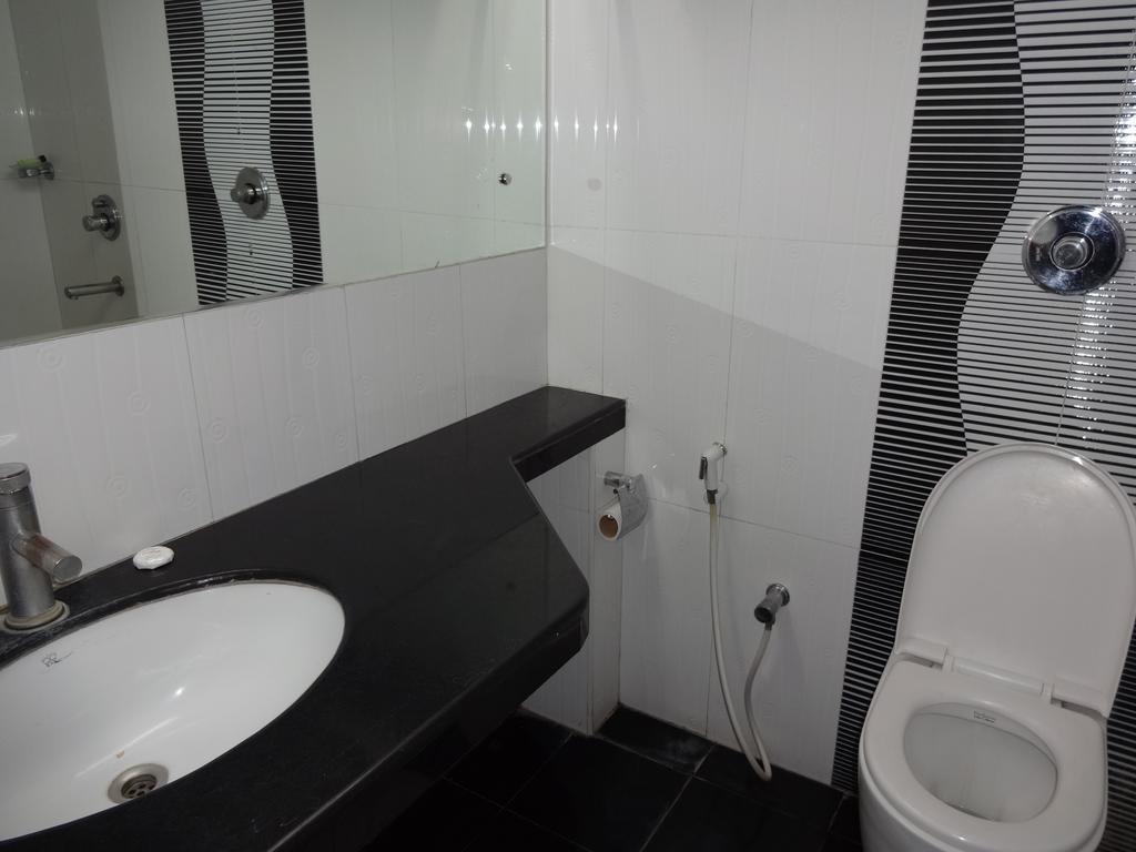 La Hospin Hotel Rājahmundry 部屋 写真