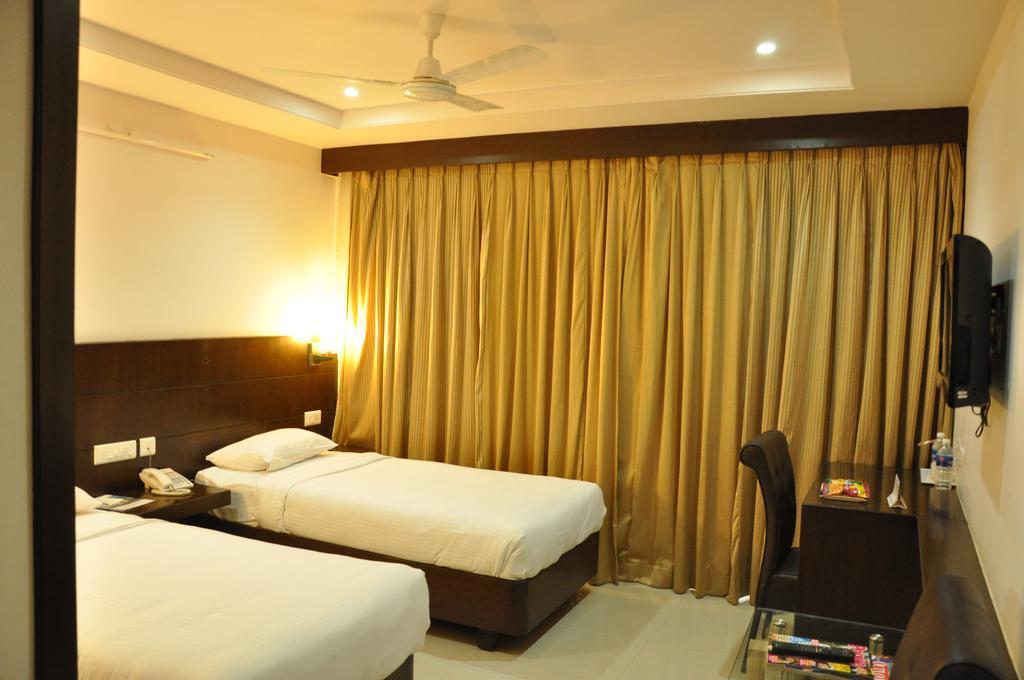 La Hospin Hotel Rājahmundry 部屋 写真